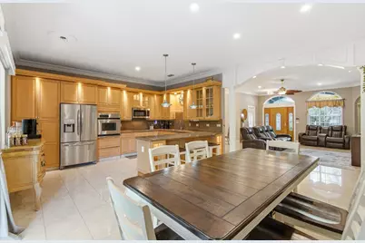2570 SE 4th Place, Homestead, FL 33033 - Photo 13