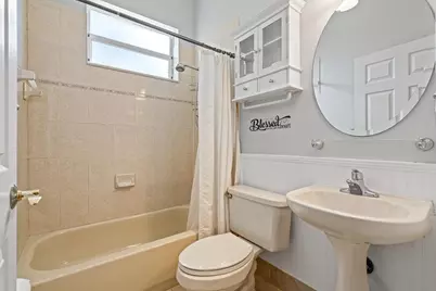 2570 SE 4th Place, Homestead, FL 33033 - Photo 25