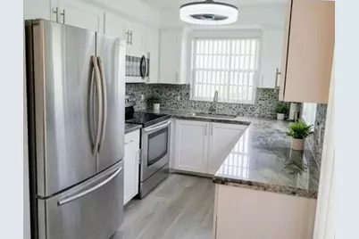 25 Upminster B #25, Deerfield Beach, FL 33442 - Photo 5