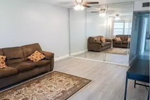 25 Upminster B, Deerfield Beach, FL 33442 - Photo 3