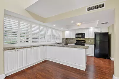 203 Andover Court, Boynton Beach, FL 33436 - Photo 9