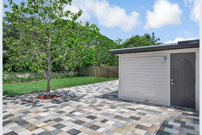 12063 Acapulco Avenue, Palm Beach Gardens, FL 33410 - Photo 7