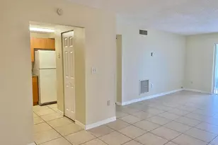405 Executive Center Dr, West Palm Beach, FL 33401 - Photo 5