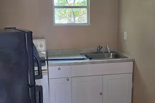 815 Silver Beach Rd, Lake Park, FL 33403 - Photo 3