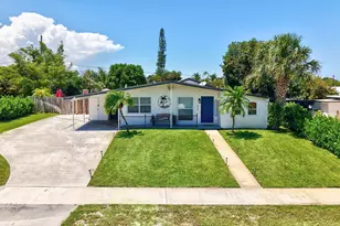 917 W Drew St, Lantana, FL 33462 - Photo 1