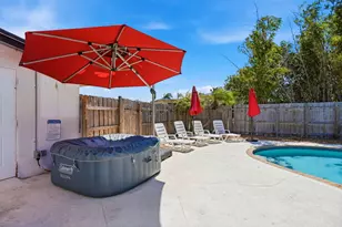917 W Drew St, Lantana, FL 33462 - Photo 29