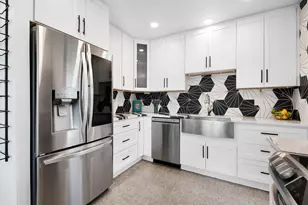 657 NW 30th Ct, Wilton Manors, FL 33311 - Photo 5