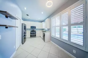 11436 Blue Violet Ln, Royal Palm Beach, FL 33411 - Photo 17