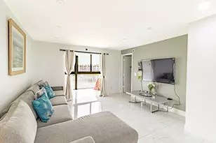 10331 Sunrise Lakes Blvd, Sunrise, FL 33322 - Photo 9