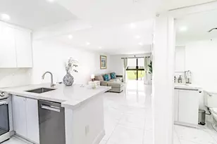 10331 Sunrise Lakes Blvd, Sunrise, FL 33322 - Photo 3