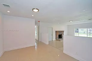 2000 SW 95th Terrace, Miramar, FL 33025 - Photo 3