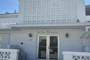 209 SE 6th St, Boynton Beach, FL 33435 - Photo 1