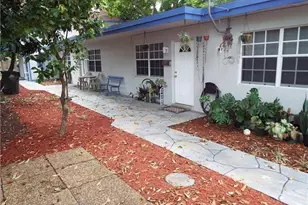 898 NE 39th St, Oakland Park, FL 33334 - Photo 1