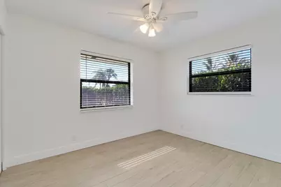 816 Juniper Drive, North Palm Beach, FL 33408 - Photo 9