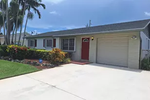 4972 Royal Ct S, West Palm Beach, FL 33415 - Photo 3
