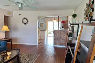 4972 Royal Ct S, West Palm Beach, FL 33415 - Photo 9