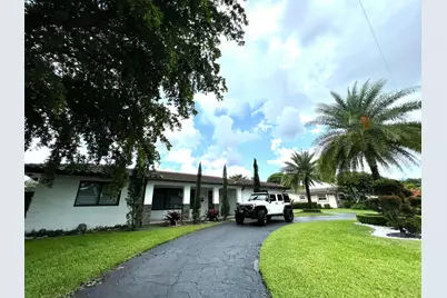 625 W Tropical Way, Plantation, FL 33317 - Photo 1
