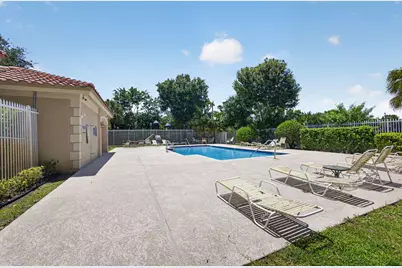 946 Summit Lake Drive, West Palm Beach, FL 33406 - Photo 33