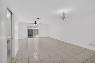 946 Summit Lake Dr, West Palm Beach, FL 33406 - Photo 11