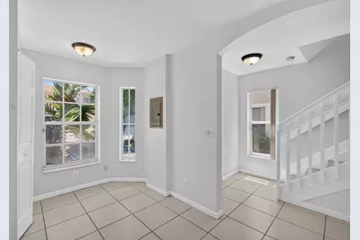 946 Summit Lake Drive, West Palm Beach, FL 33406 - Photo 9