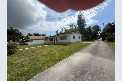 210 NE 5th Avenue, Dania Beach, FL 33004 - Photo 25
