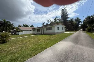 210 NE 5th Ave, Dania Beach, FL 33004 - Photo 25