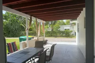 210 NE 5th Ave, Dania Beach, FL 33004 - Photo 23