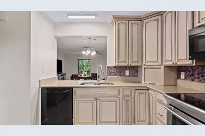 1303 Lakeview E, Royal Palm Beach, FL 33411 - Photo 7