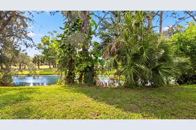 1303 Lakeview E, Royal Palm Beach, FL 33411 - Photo 15
