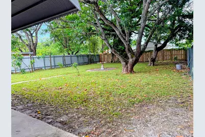 424 NE 72nd Street, Miami, FL 33138 - Photo 19