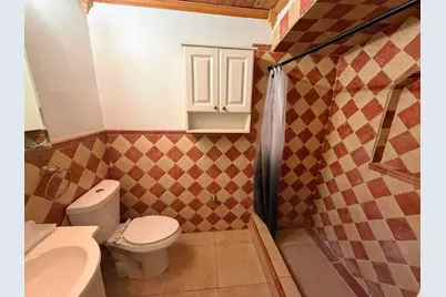 424 NE 72nd Street, Miami, FL 33138 - Photo 11