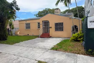 424 NE 72nd St, Miami, FL 33138 - Photo 1