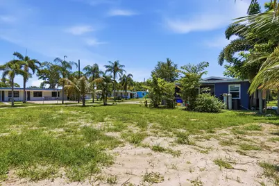 000 Morrison Avenue, Lake Worth, FL 33463 - Photo 19
