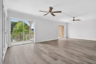 495 SE 8th St, Deerfield Beach, FL 33441 - Photo 3