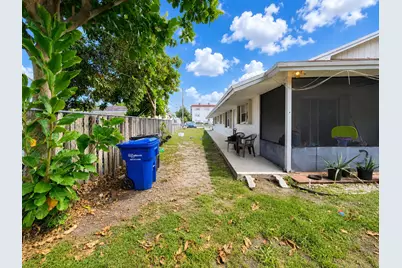 2419-2421 Johnson Street #2419, 2421, Hollywood, FL 33020 - Photo 5