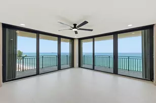 5460 N Ocean Dr, Riviera Beach, FL 33404 - Photo 1