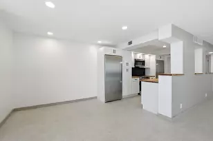 5460 N Ocean Dr, Riviera Beach, FL 33404 - Photo 29