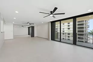 5460 N Ocean Dr, Riviera Beach, FL 33404 - Photo 25