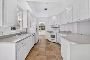 12172 SW Lockhaven Ct, Port Saint Lucie, FL 34987 - Photo 9