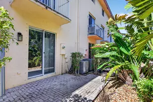 2457 NE 14th St, Pompano Beach, FL 33062 - Photo 31