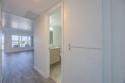 808 SE 7th Street #305, Deerfield Beach, FL 33441 - Photo 7