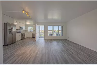 808 SE 7th Street #305, Deerfield Beach, FL 33441 - Photo 5