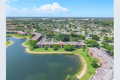 5828 Coral Lake Drive, Margate, FL 33063 - Photo 29