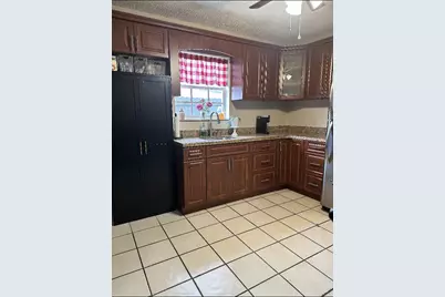 7960 NW 174th Street, Hialeah, FL 33015 - Photo 17