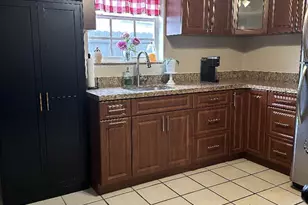 7960 NW 174th St, Hialeah, FL 33015 - Photo 17