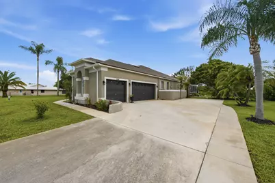 2598 SE Hamden Road, Port Saint Lucie, FL 34952 - Photo 3