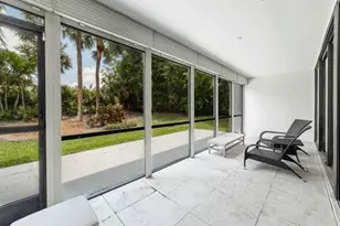 2517 Presidential Way, West Palm Beach, FL 33401 - Photo 9