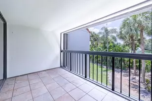 2517 Presidential Way, West Palm Beach, FL 33401 - Photo 27