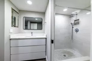 2517 Presidential Way, West Palm Beach, FL 33401 - Photo 19