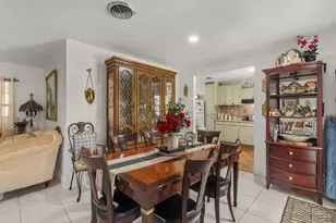 2405 Blossom Ct, Fort Pierce, FL 34982 - Photo 7